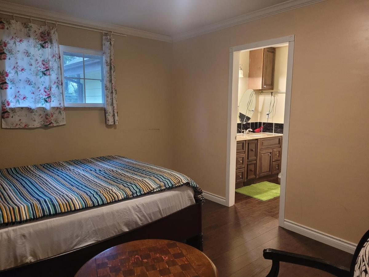 Vancouver Jenny's Guesthouse Coquitlam Extérieur photo